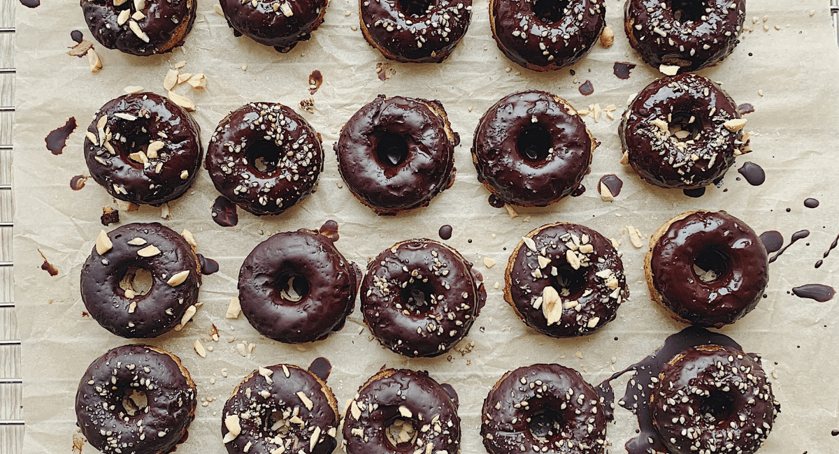 Donuts saludables de naranja y chocolate